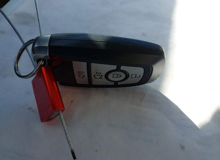 Photo 11 of 2017 Ford Fusion SE (VIN 3FA6P0HD3HR320993)