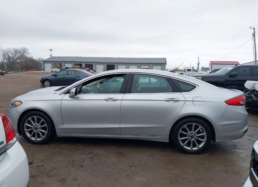 Photo 14 of 2017 Ford Fusion SE (VIN 3FA6P0HD3HR353508)