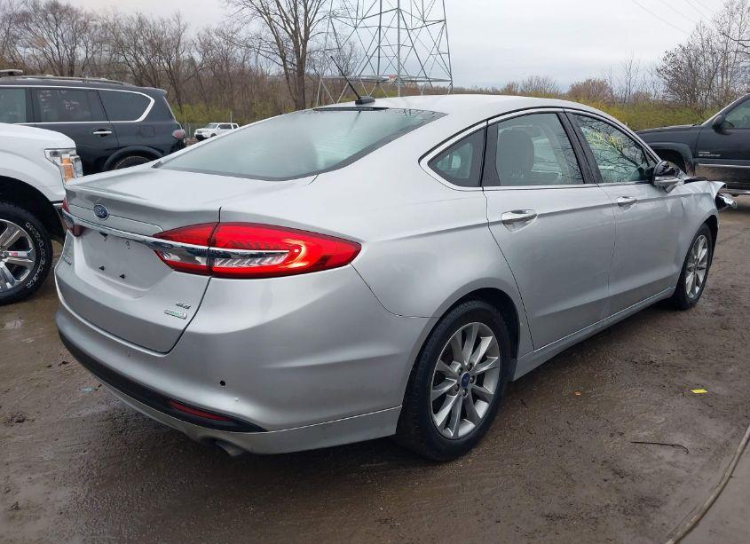 Photo 4 of 2017 Ford Fusion SE (VIN 3FA6P0HD3HR353508)