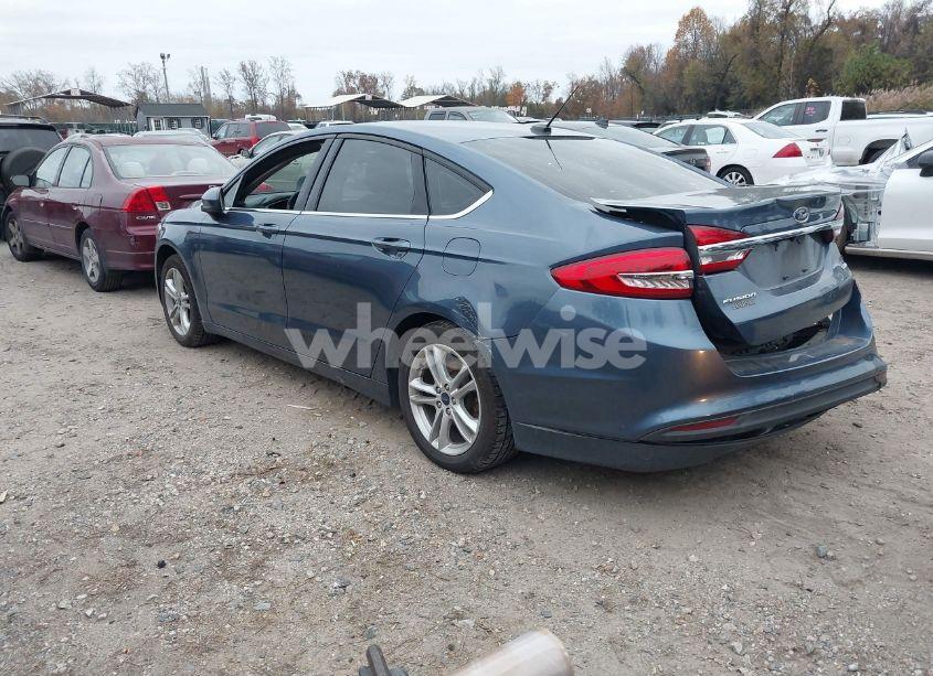 Photo 3 of 2018 Ford Fusion SE (VIN 3FA6P0HD3JR144484)