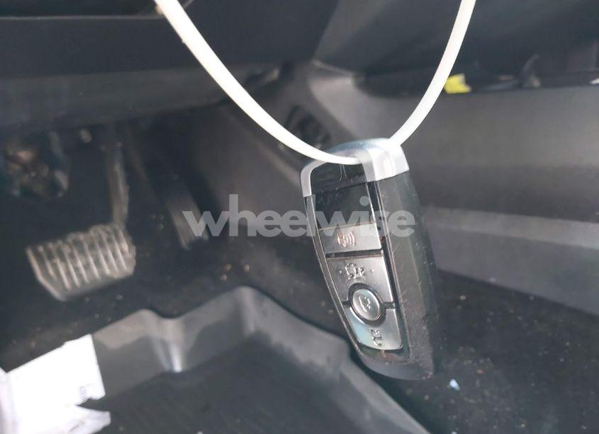 Photo 11 of 2018 Ford Fusion SE (VIN 3FA6P0HD3JR174780)