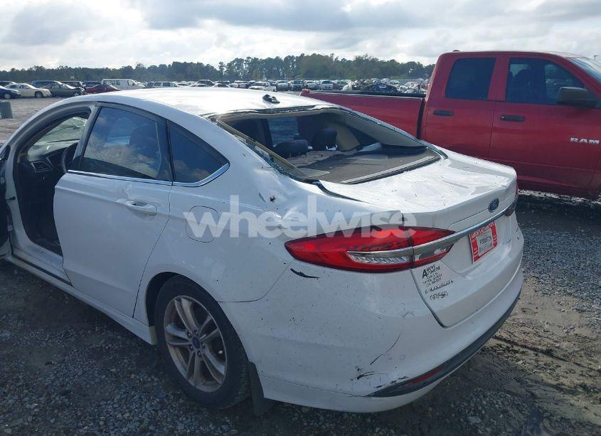 Photo 6 of 2018 Ford Fusion SE (VIN 3FA6P0HD3JR174780)