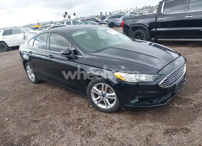 2018 Ford Fusion SE (VIN 3FA6P0HD3JR187044) main photo