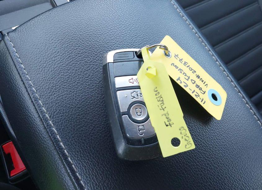 Photo 11 of 2018 Ford Fusion SE (VIN 3FA6P0HD3JR201377)