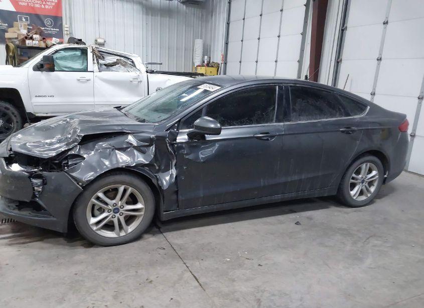 Photo 14 of 2018 Ford Fusion SE (VIN 3FA6P0HD3JR204179)