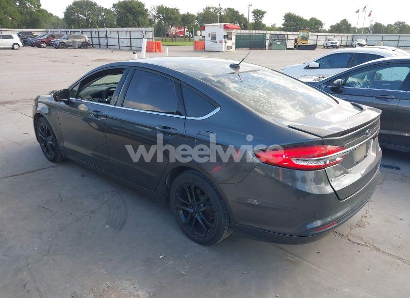 Photo 3 of 2018 Ford Fusion SE (VIN 3FA6P0HD3JR224478)