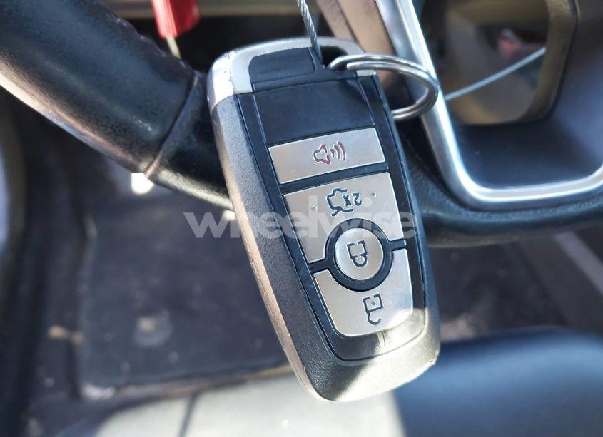 Photo 11 of 2018 Ford Fusion SE (VIN 3FA6P0HD3JR267444)