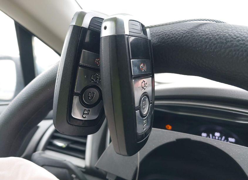 Photo 11 of 2019 Ford Fusion SE (VIN 3FA6P0HD3KR114113)