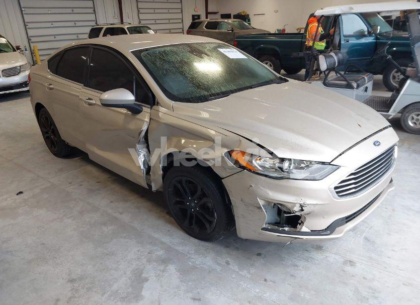 2019 Ford Fusion SE (VIN 3FA6P0HD3KR162307) main photo