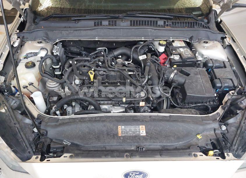 Photo 10 of 2019 Ford Fusion SE (VIN 3FA6P0HD3KR162307)