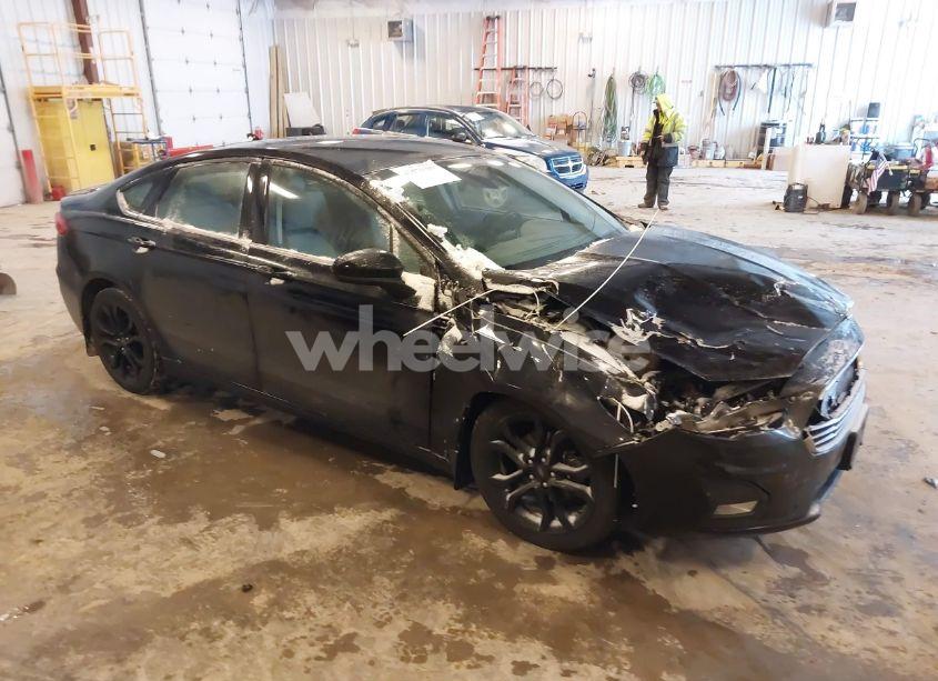 2019 Ford Fusion SE (VIN 3FA6P0HD3KR229021) main photo