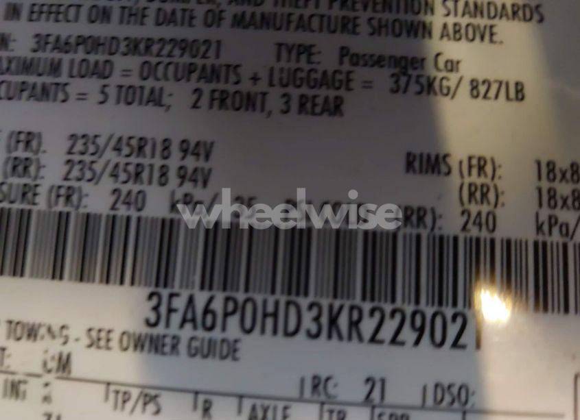 Photo 9 of 2019 Ford Fusion SE (VIN 3FA6P0HD3KR229021)