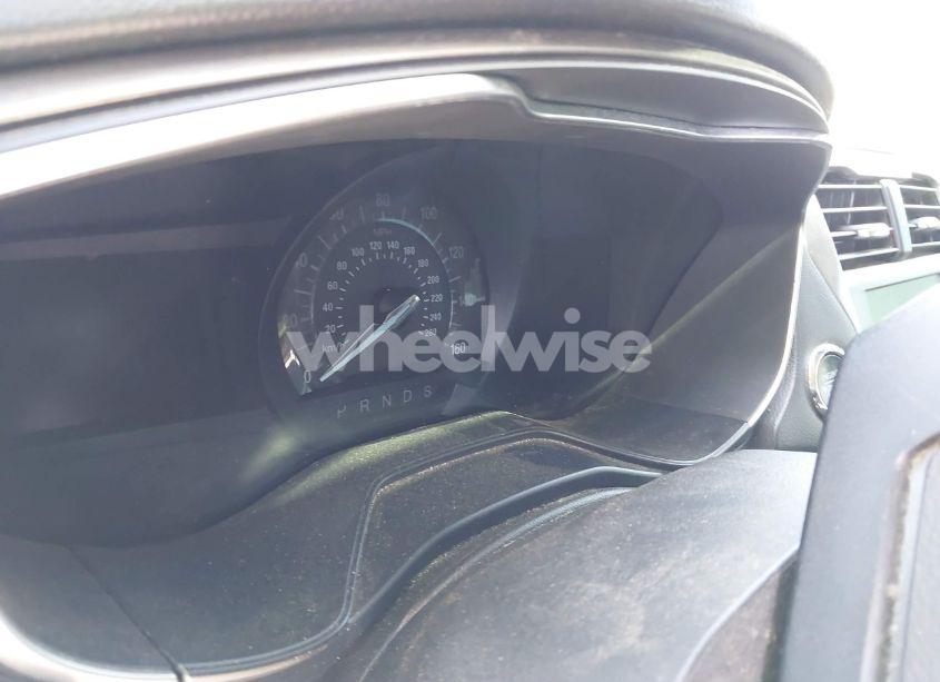 Photo 7 of 2019 Ford Fusion SE (VIN 3FA6P0HD3KR229648)