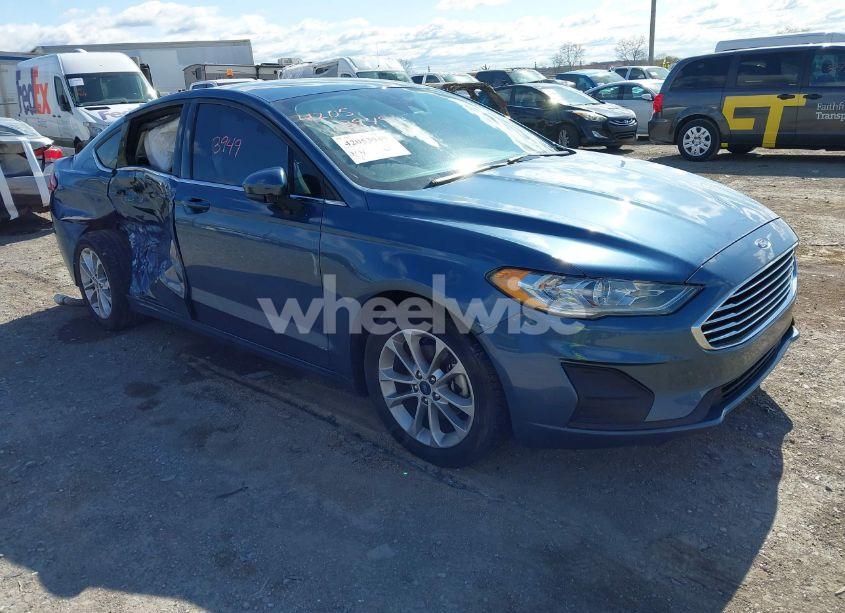 2019 Ford Fusion SE (VIN 3FA6P0HD3KR230962) main photo