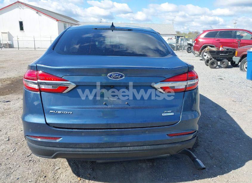 Photo 16 of 2019 Ford Fusion SE (VIN 3FA6P0HD3KR230962)