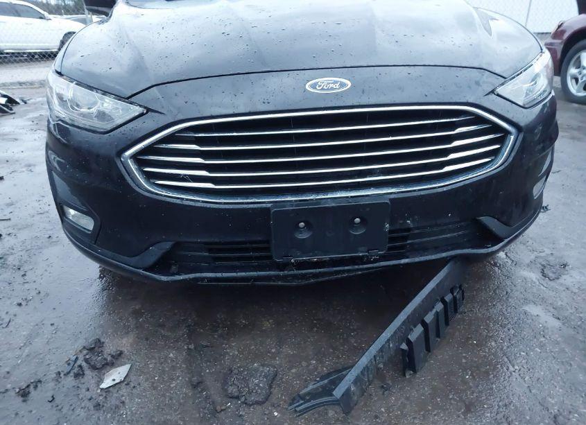 Photo 6 of 2019 Ford Fusion SE (VIN 3FA6P0HD3KR247521)