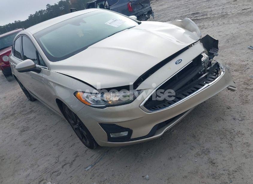 2019 Ford Fusion SE (VIN 3FA6P0HD3KR249415) main photo