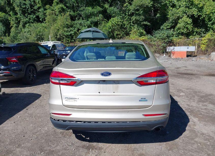 Photo 16 of 2019 Ford Fusion SE (VIN 3FA6P0HD3KR279126)