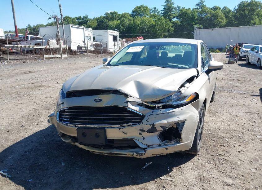 Photo 6 of 2019 Ford Fusion SE (VIN 3FA6P0HD3KR279126)