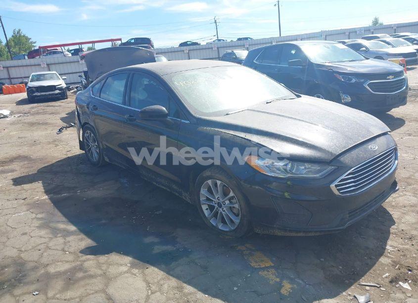 2019 Ford Fusion SE (VIN 3FA6P0HD3KR279966) main photo
