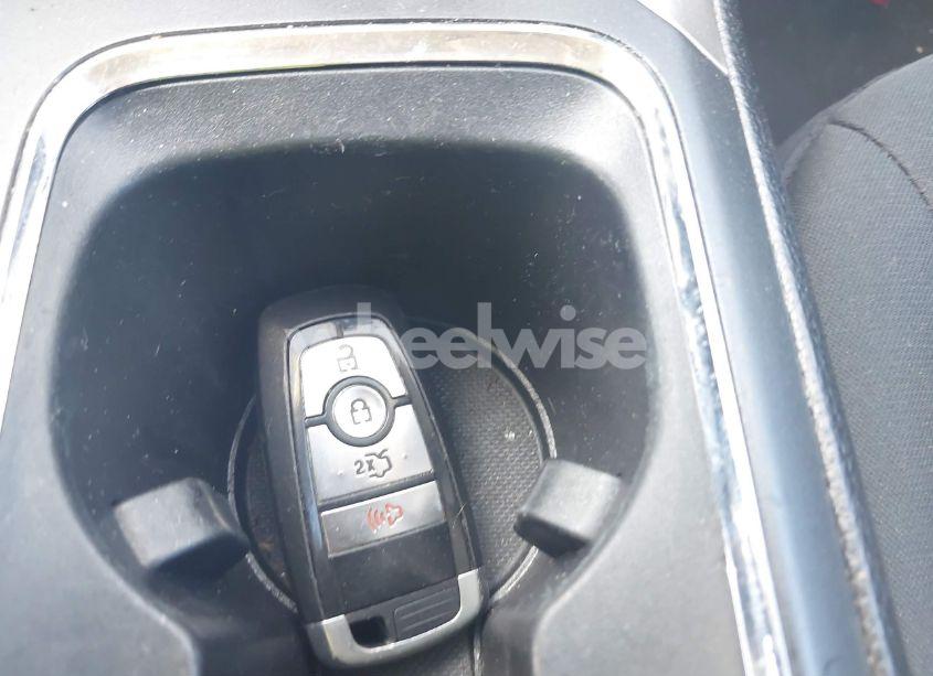 Photo 11 of 2019 Ford Fusion SE (VIN 3FA6P0HD3KR279966)