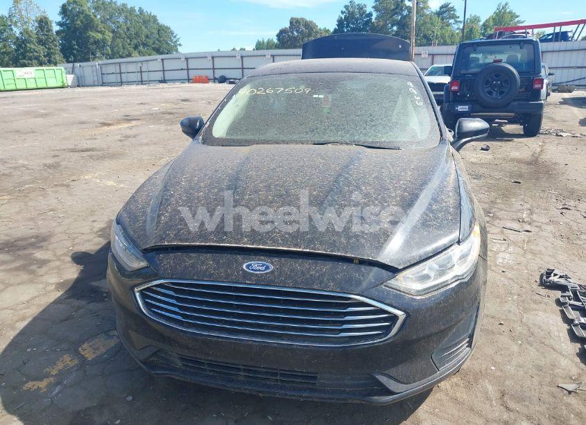 Photo 12 of 2019 Ford Fusion SE (VIN 3FA6P0HD3KR279966)