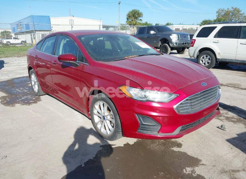 2020 Ford Fusion SE (VIN 3FA6P0HD3LR122326) main photo