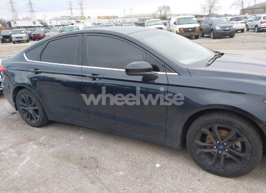 Photo 13 of 2020 Ford Fusion SE (VIN 3FA6P0HD3LR144732)