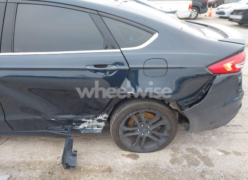 Photo 6 of 2020 Ford Fusion SE (VIN 3FA6P0HD3LR144732)