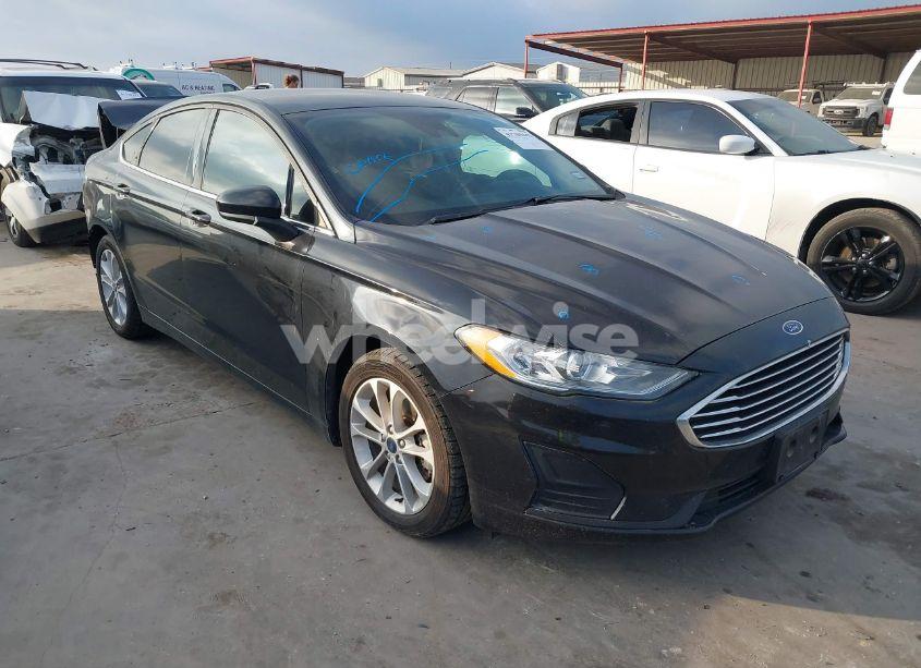 2020 Ford Fusion SE (VIN 3FA6P0HD3LR148053) main photo