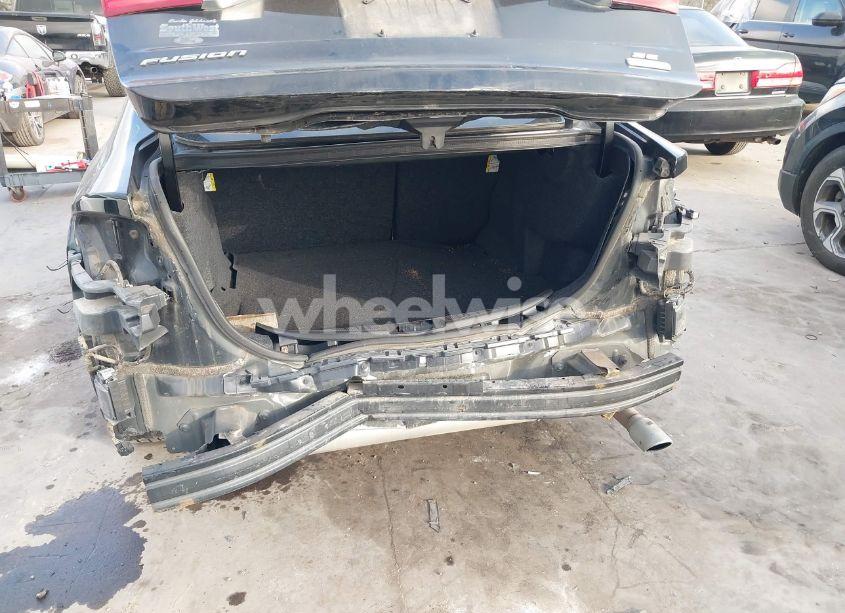 Photo 6 of 2020 Ford Fusion SE (VIN 3FA6P0HD3LR148053)