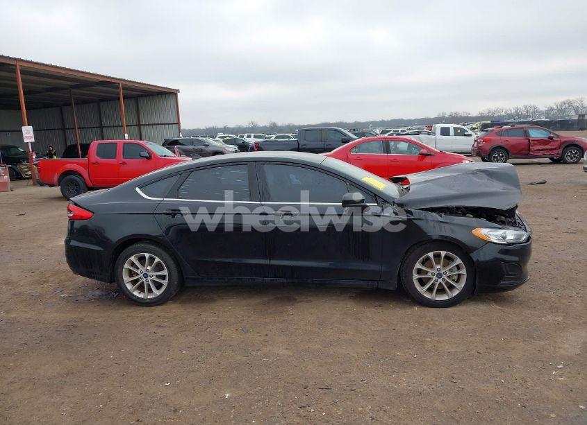 Photo 13 of 2020 Ford Fusion SE (VIN 3FA6P0HD3LR188567)