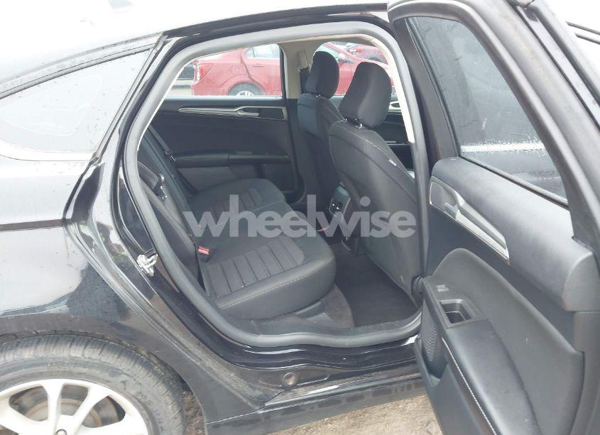 Photo 8 of 2020 Ford Fusion SE (VIN 3FA6P0HD3LR188567)