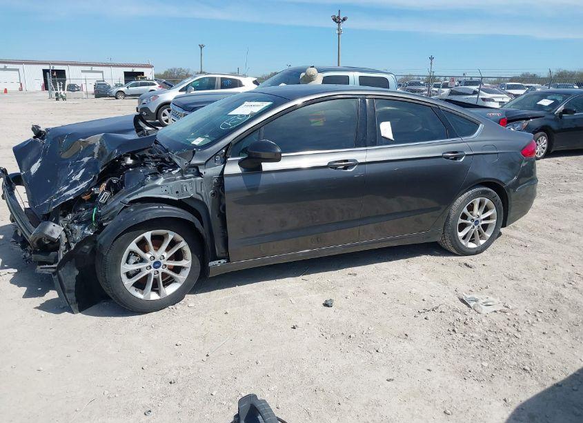 Photo 14 of 2020 Ford Fusion SE (VIN 3FA6P0HD3LR235967)