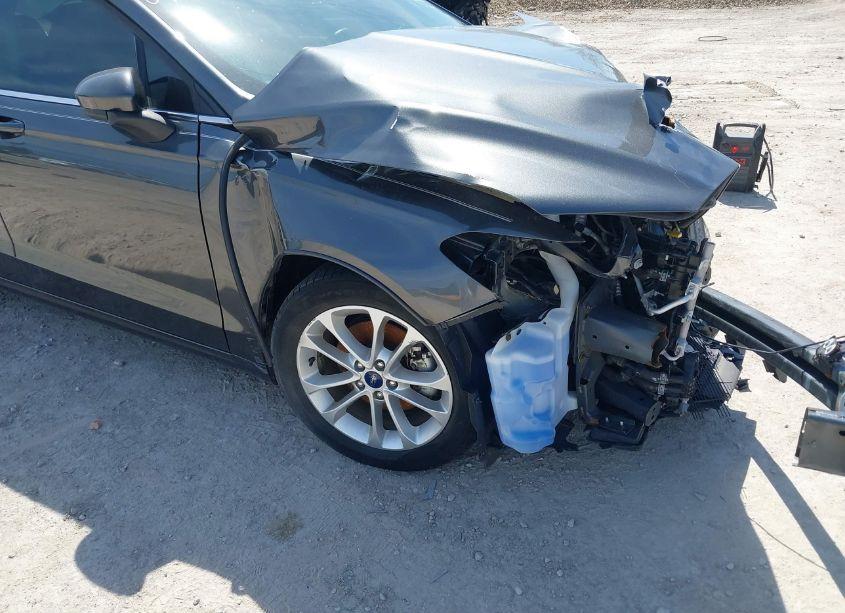 Photo 18 of 2020 Ford Fusion SE (VIN 3FA6P0HD3LR235967)