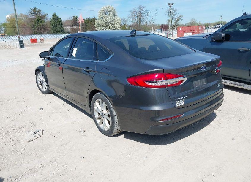 Photo 3 of 2020 Ford Fusion SE (VIN 3FA6P0HD3LR235967)