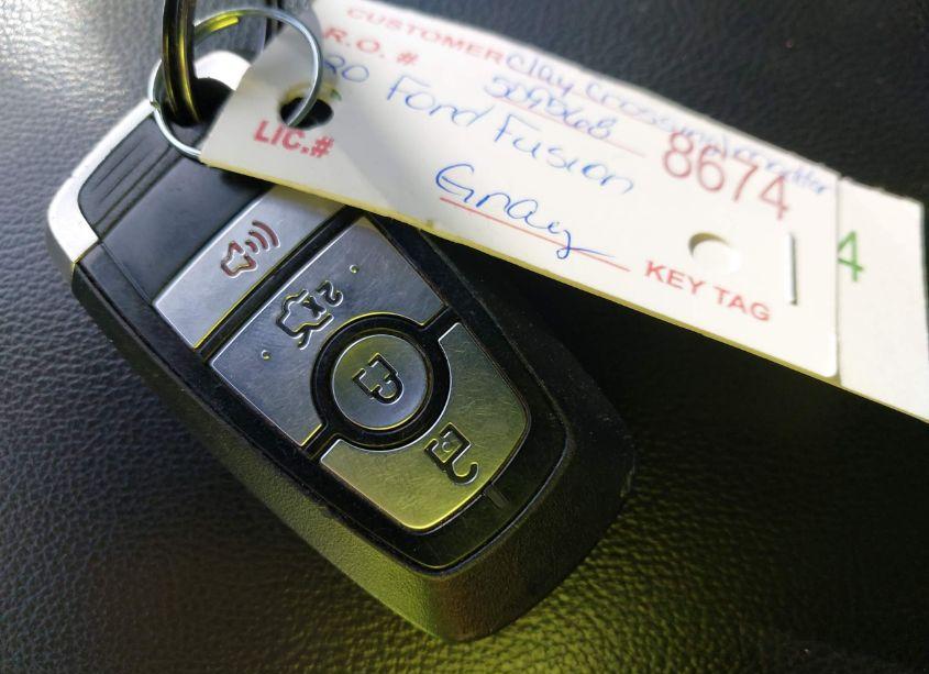 Photo 11 of 2020 Ford Fusion SE (VIN 3FA6P0HD3LR249285)