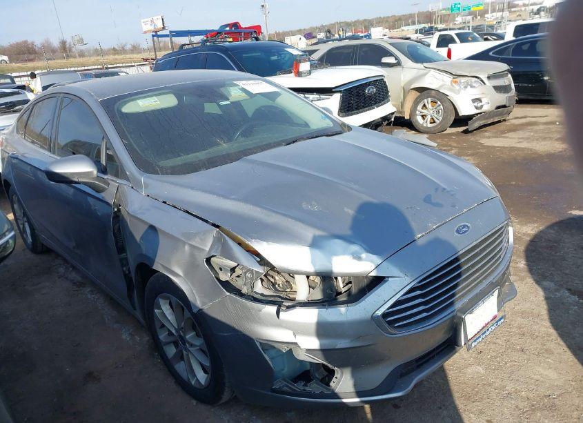 Photo 13 of 2020 Ford Fusion SE (VIN 3FA6P0HD3LR249285)