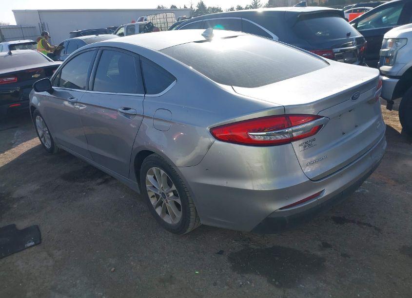 Photo 3 of 2020 Ford Fusion SE (VIN 3FA6P0HD3LR249285)