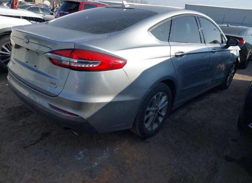 Photo 4 of 2020 Ford Fusion SE (VIN 3FA6P0HD3LR249285)