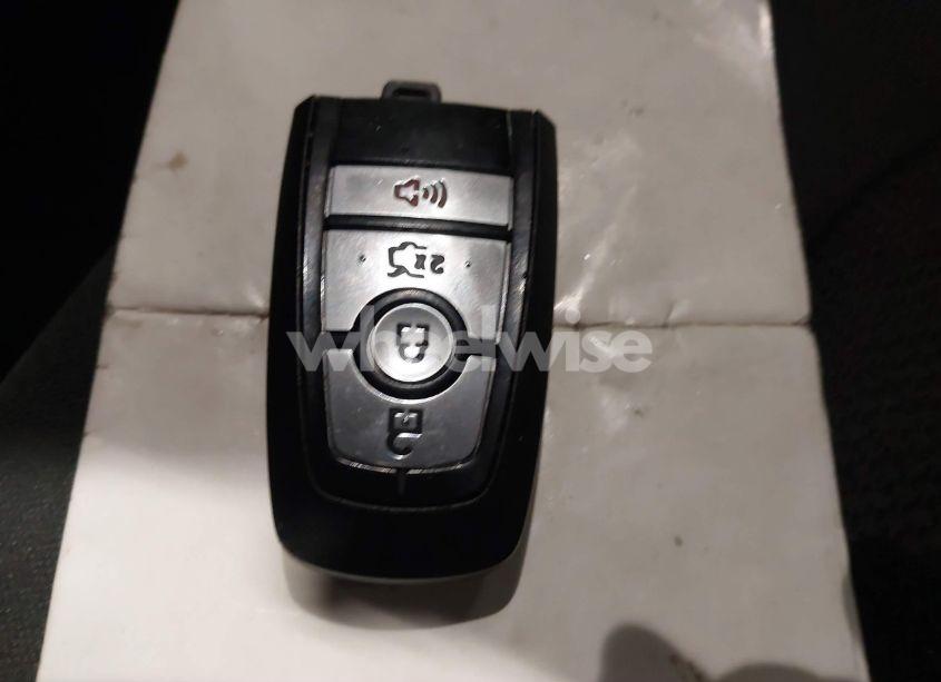 Photo 11 of 2020 Ford Fusion SE (VIN 3FA6P0HD3LR251439)