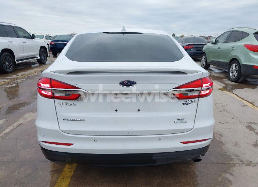 Photo 16 of 2020 Ford Fusion SE (VIN 3FA6P0HD3LR257239)