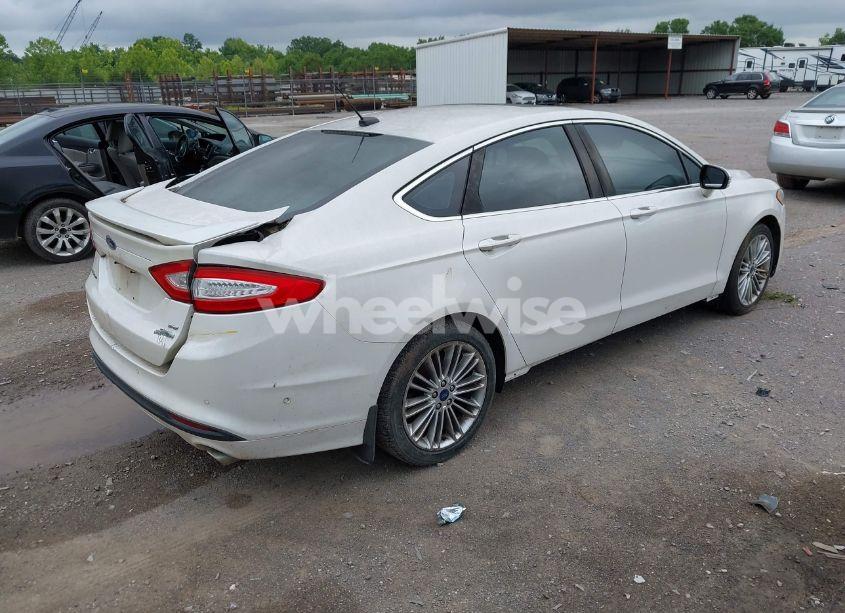 Photo 4 of 2014 Ford Fusion SE (VIN 3FA6P0HD4ER173319)