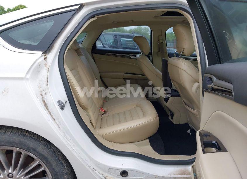 Photo 8 of 2014 Ford Fusion SE (VIN 3FA6P0HD4ER173319)