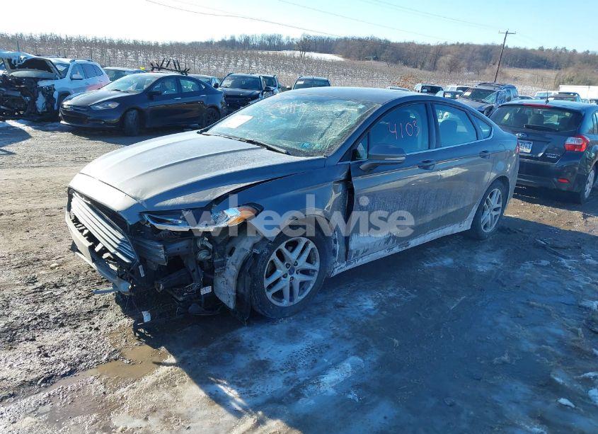 Photo 2 of 2014 Ford Fusion SE (VIN 3FA6P0HD4ER335059)
