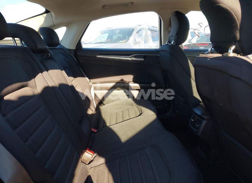 Photo 8 of 2014 Ford Fusion SE (VIN 3FA6P0HD4ER335059)