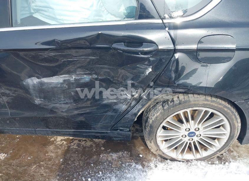 Photo 6 of 2014 Ford Fusion SE (VIN 3FA6P0HD4ER365193)