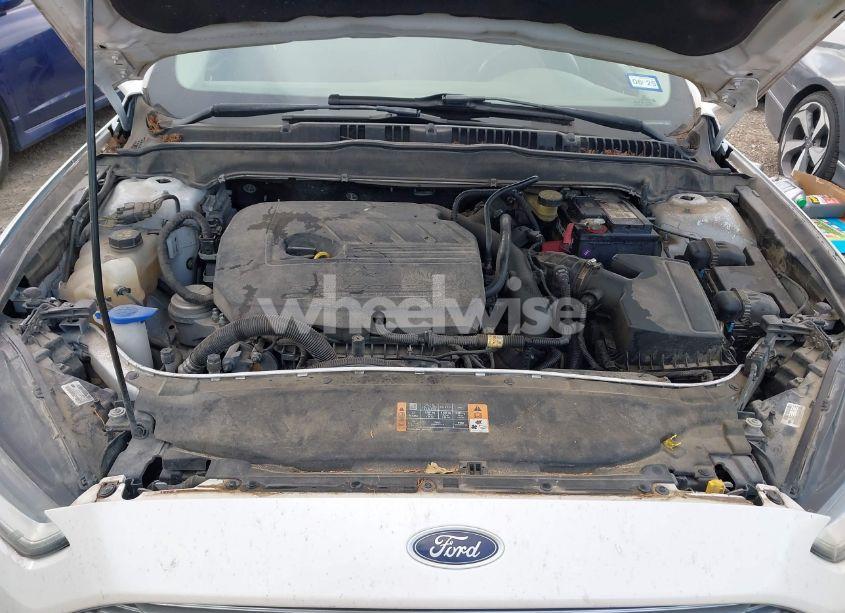 Photo 10 of 2014 Ford Fusion SE (VIN 3FA6P0HD4ER376906)