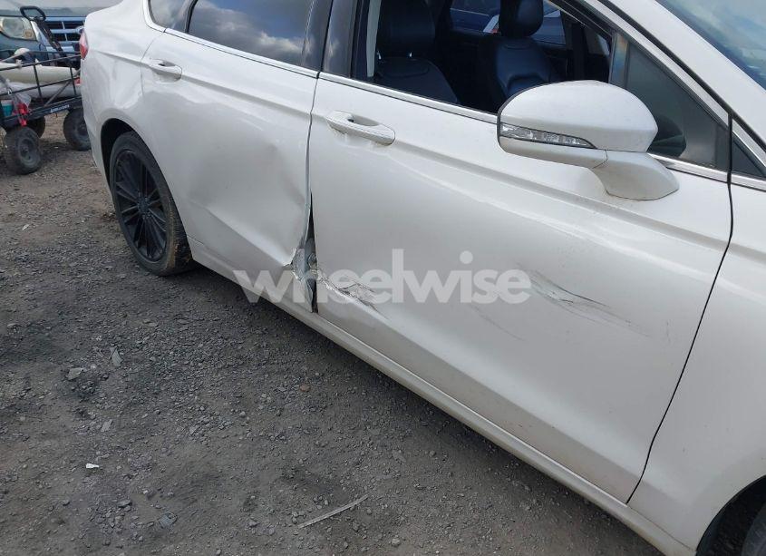 Photo 6 of 2014 Ford Fusion SE (VIN 3FA6P0HD4ER376906)