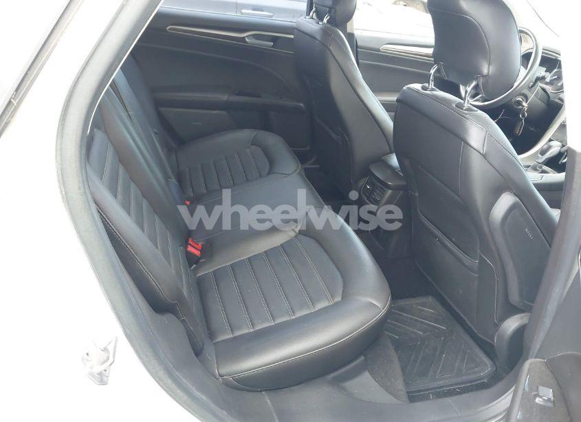 Photo 8 of 2014 Ford Fusion SE (VIN 3FA6P0HD4ER376906)